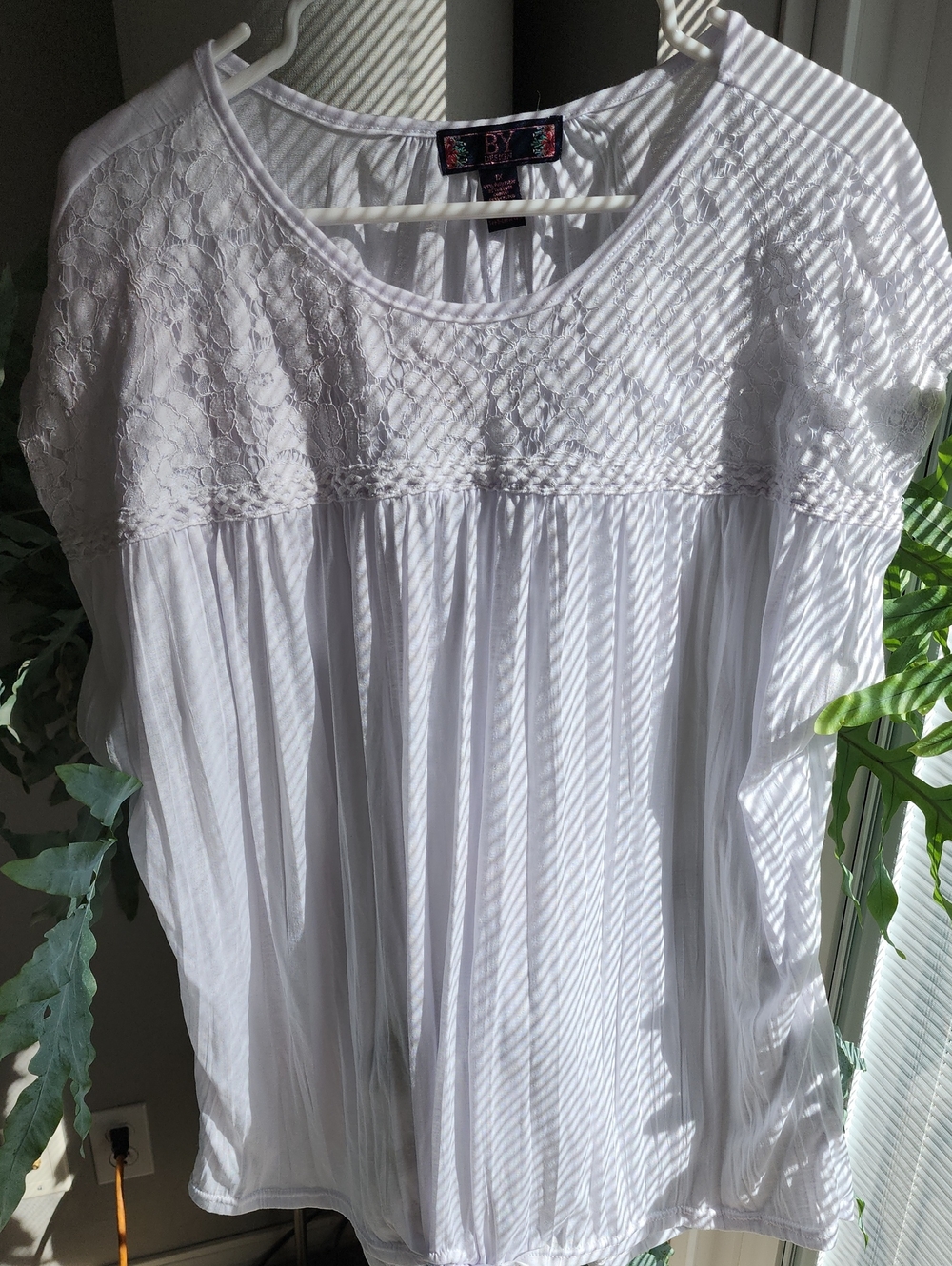 White Lace Yoke Women's Top